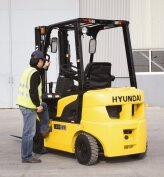 Coremo Servicii - Stivuitoare, echipamente pentru depozit si servicii de mentenanta